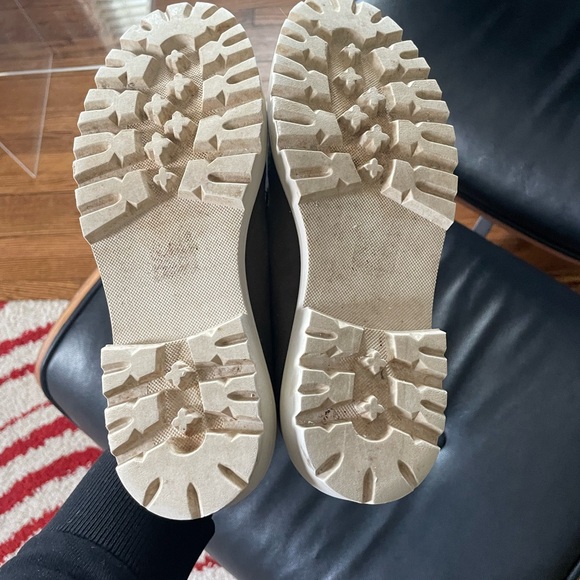 Green suede loafers (size 8.5) - Picture 2 of 6